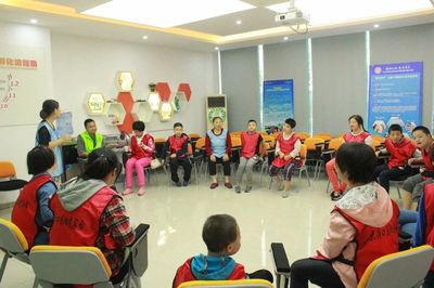 大渡口區(qū)開展“慶中秋 迎國慶”關(guān)愛特殊兒童志愿服務活動