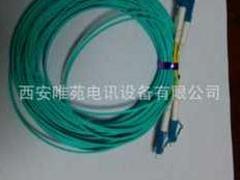光纖工程優(yōu)選 高品質(zhì)雙芯萬(wàn)兆多模光纖跳線廠家直銷